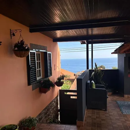Casa Primavera * Canhas